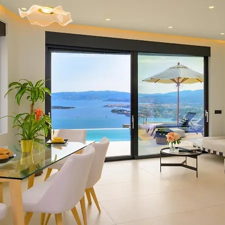 Majestic View I - With Heated Pool * Agios Nikolaos (Crete)